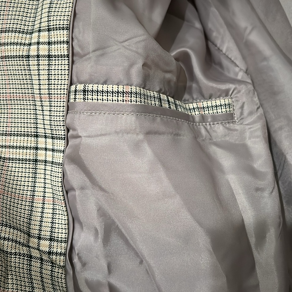 RW&Co trench coat - Picture 4 of 8